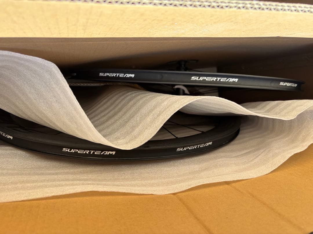 SUPERTTEAM 700C 50mm ロードバイクホイールセット　ほぼ新品！