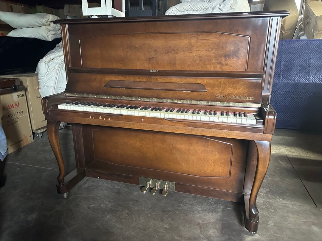 【新年特価】Gors:Kallmann DELUXE アップライトピアノ
