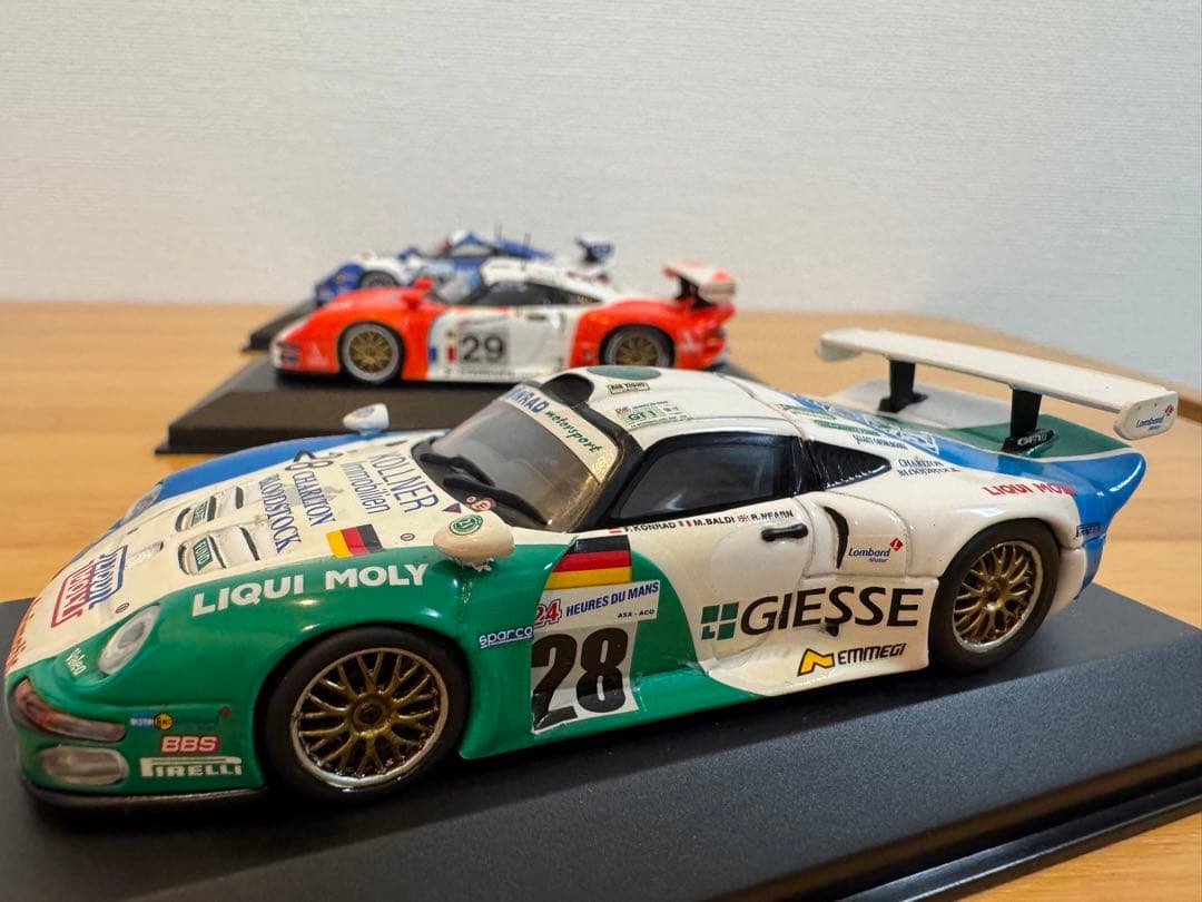 【MINICHAMPS】３台セットPorsche GT1 #28/29/33