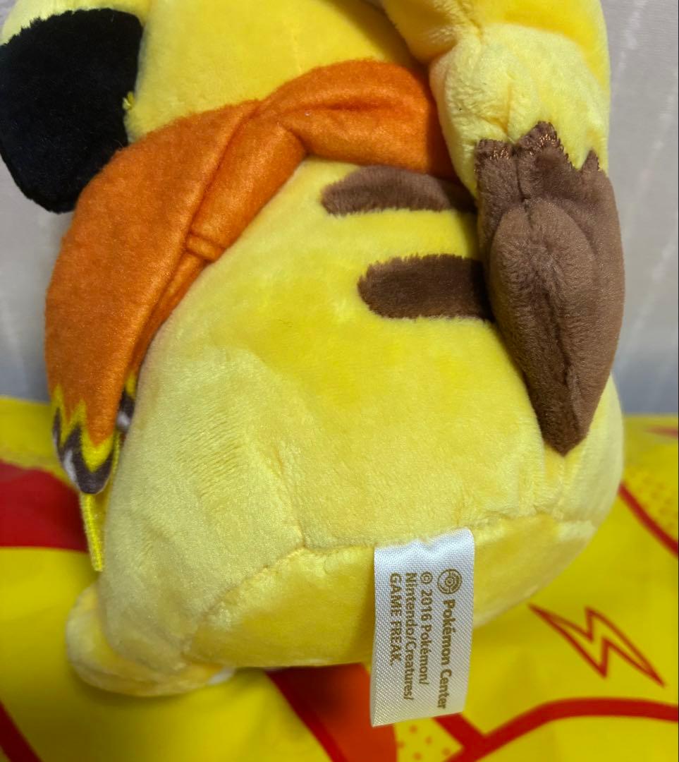【タグなし】 ポケモンセンター サッポロ 雪まつりのピカチュウ　ぬいぐるみ