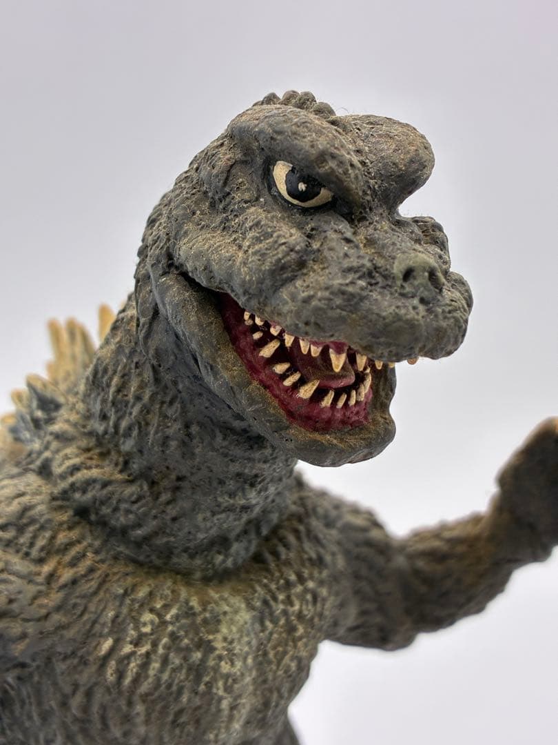 GODZILLA ゴジラ　海洋堂　1968 ソフビキット　復刻前旧版　塗装済