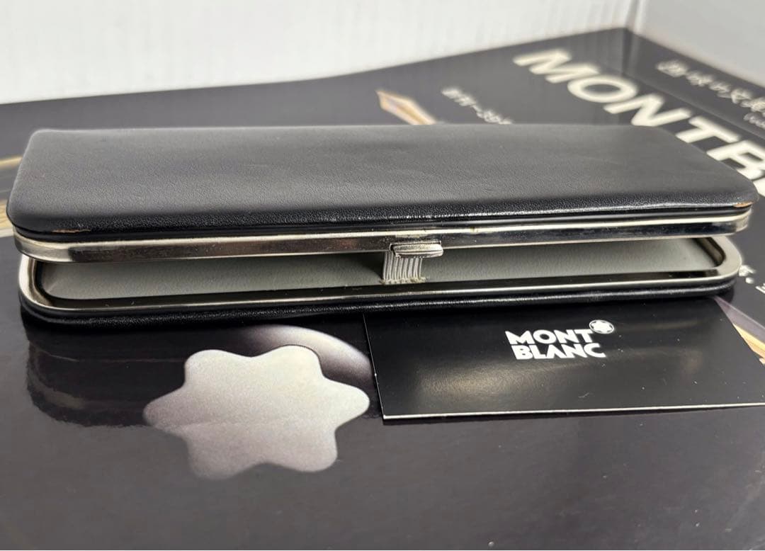 ⭐️レアで貴重なかなり稀少なヴィンテージCLASSICペンポーチ3本差⭐️モンブラン