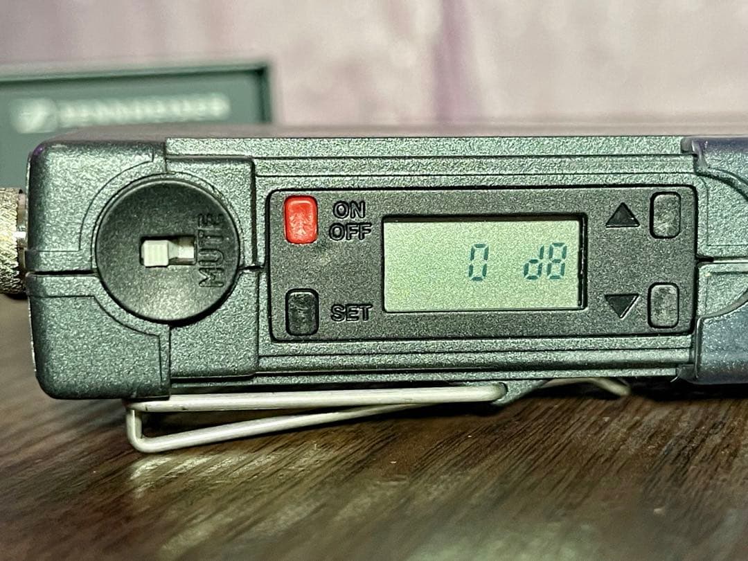 ③Sennheiser EW100 B帯 ワイヤレスシステム ラベリアマイク付