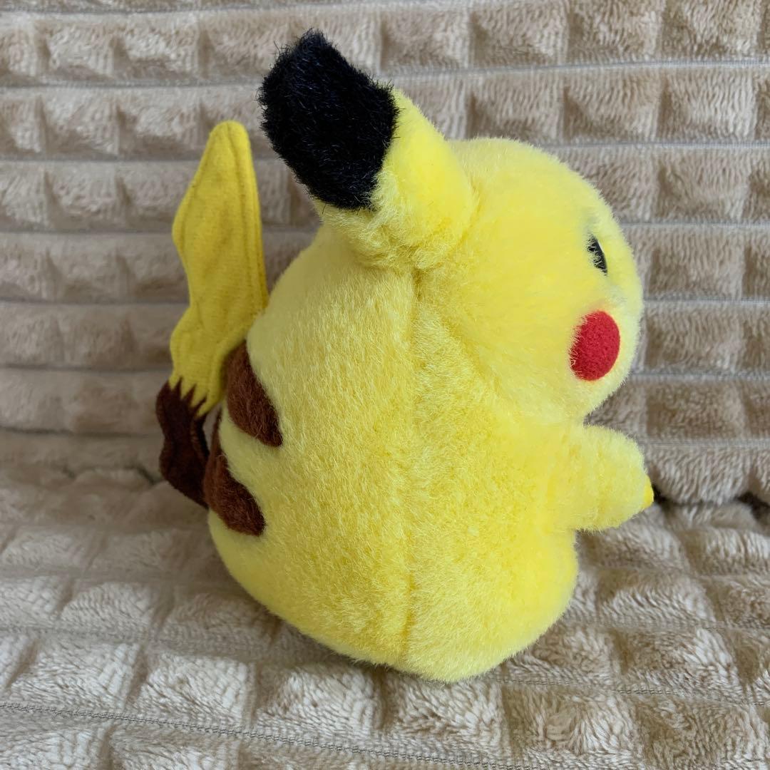 ピカチュウ ぬいぐるみ　初期　TOMY 音が鳴る