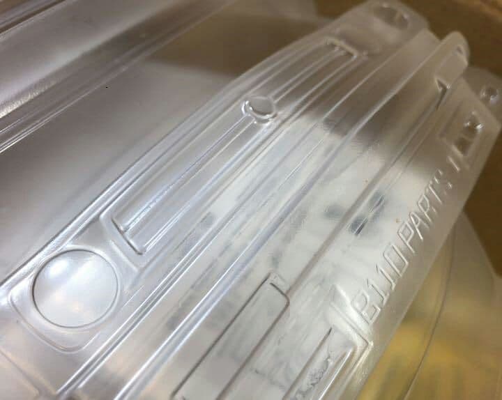 DATSUN  サニークーペ　旧車　ニッサン　ボディー^