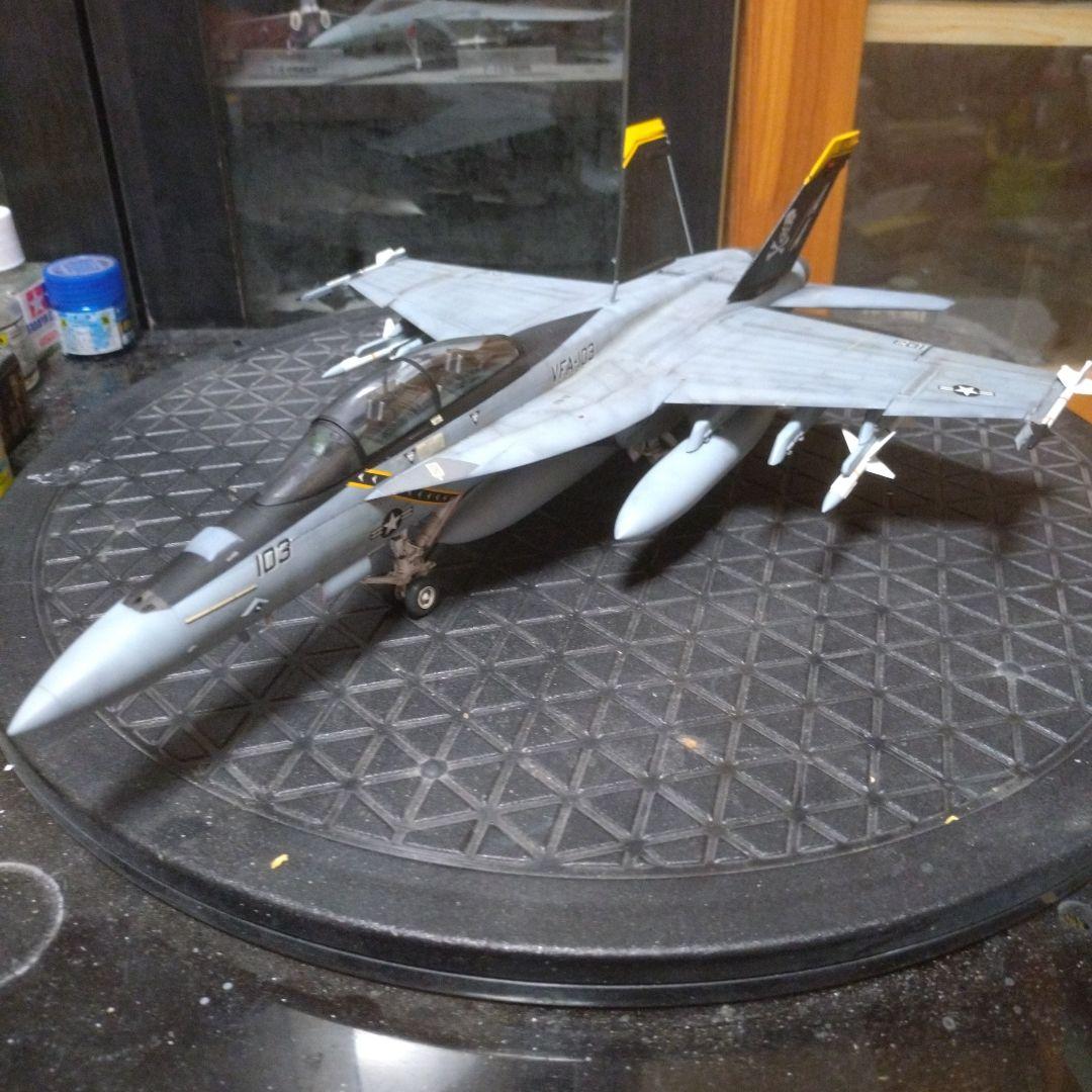 ハセガワ 1/48 F/A‐18F スーパーホーネット 塗装済み完成品