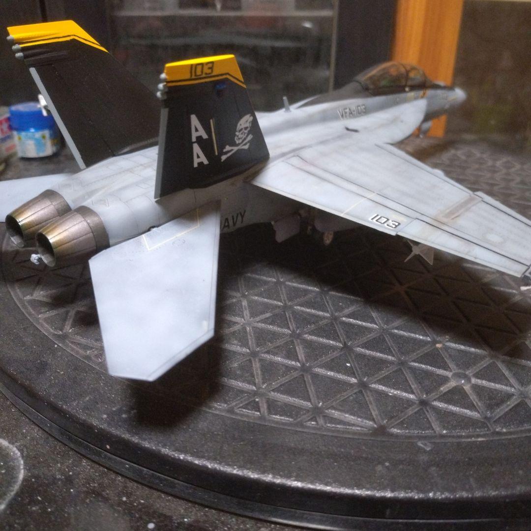 ハセガワ 1/48 F/A‐18F スーパーホーネット 塗装済み完成品