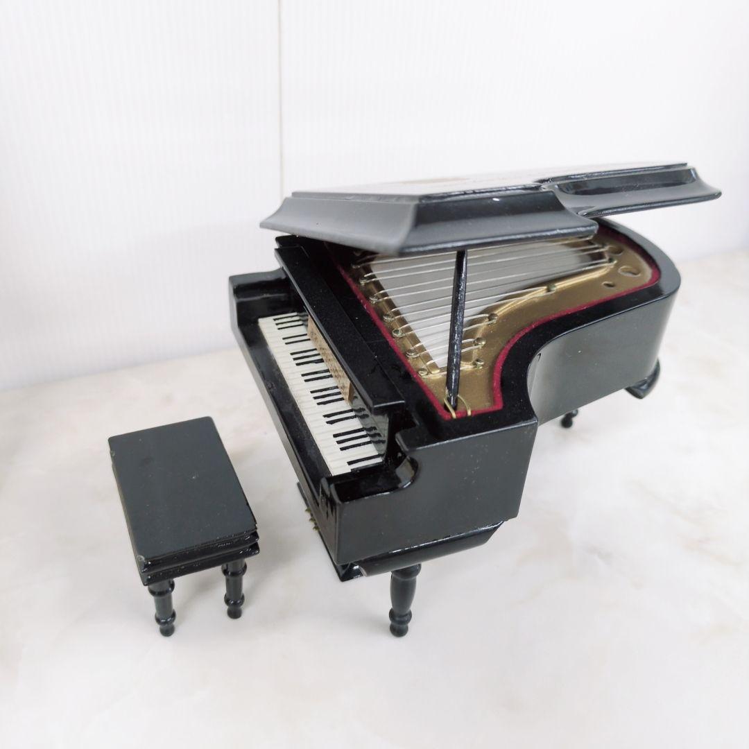 シュタイフ モーツァルト生誕150周年の限定モデル