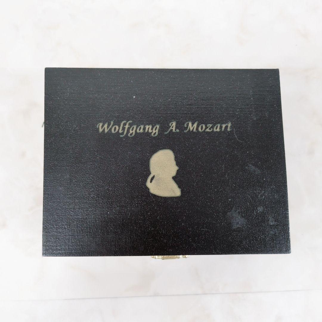 シュタイフ モーツァルト生誕150周年の限定モデル