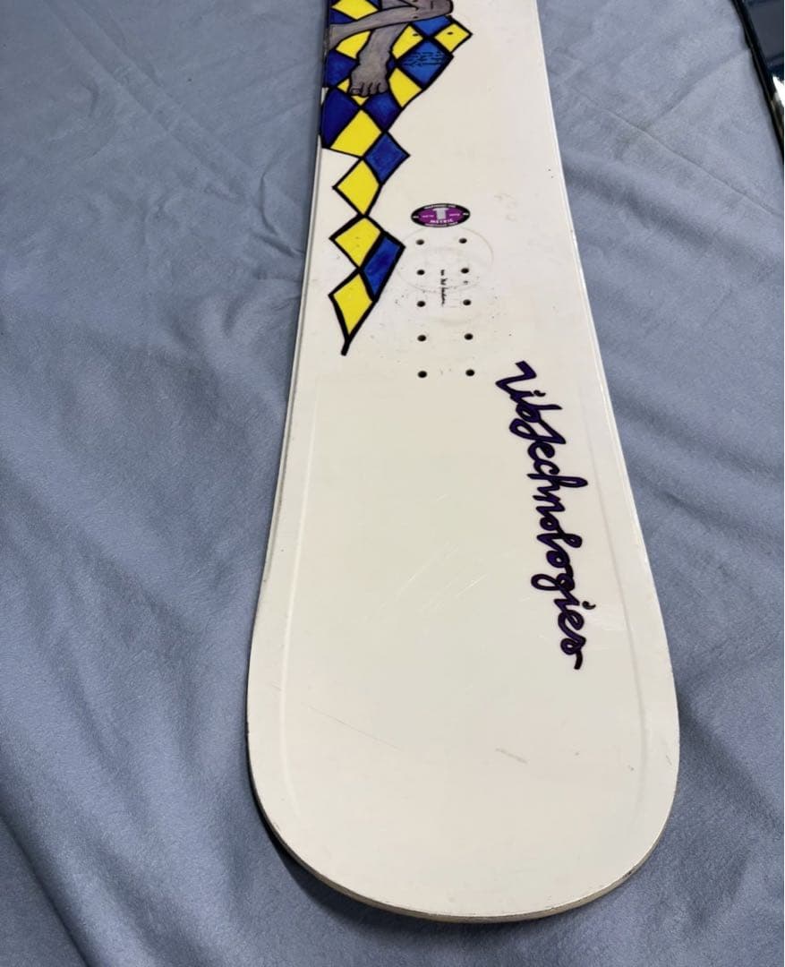 希少 JAMIE LYNN ジェイミーリン リブテック スノーボード 板のみ