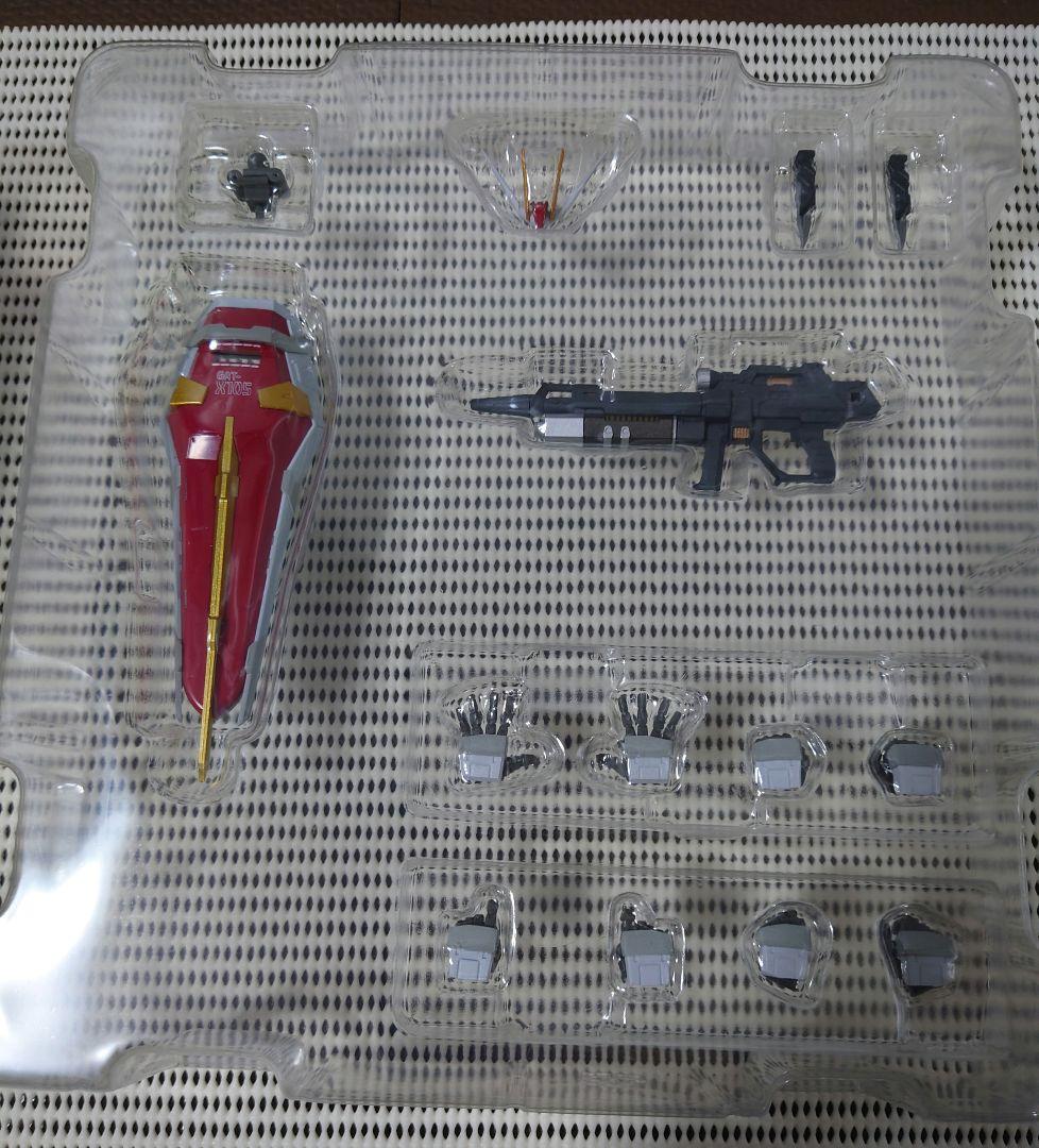 メタルビルド パーフェクト　ストライクガンダム　ヘリオポリス　ロールアウト