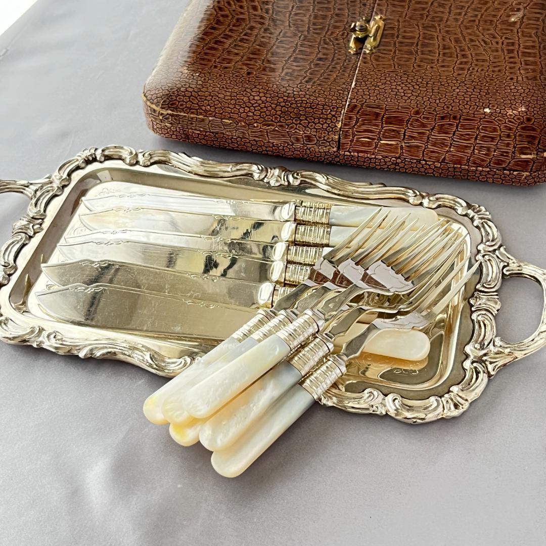 【英国】【白蝶貝 】カトラリーセット  マザーオブパール ケース