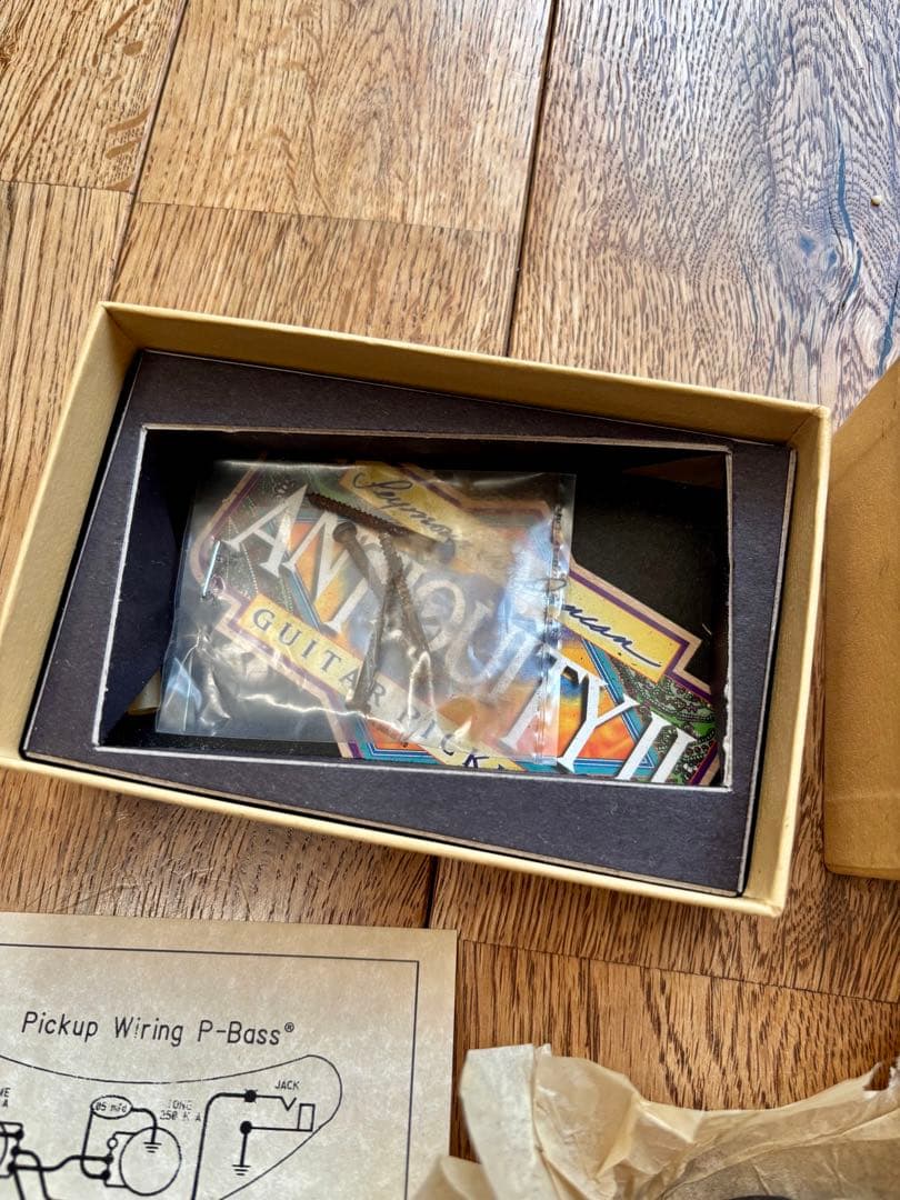 ベース Seymour Duncan Antiquity II Pride P-Bass