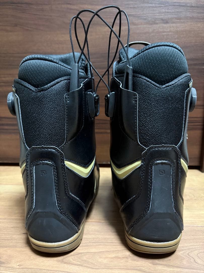 DEELUXE EDGE 19/20 25.5cm ゴールド／ブラック