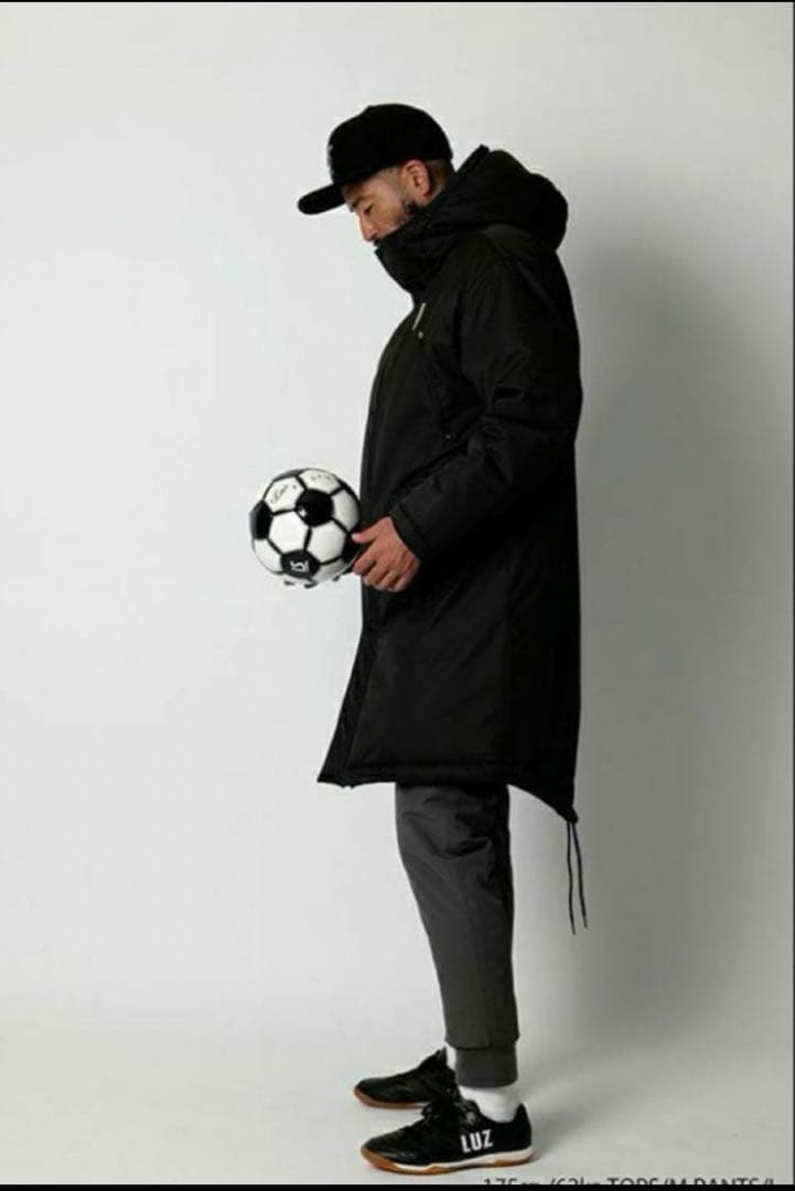 ルースイソンブラ　ロングコート　ブラック