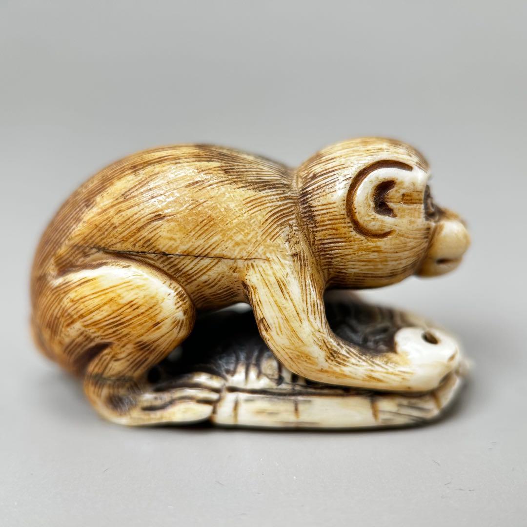 猿の彫刻極上根付天然素材アンティーク骨董飾り物古美術置物細密細工