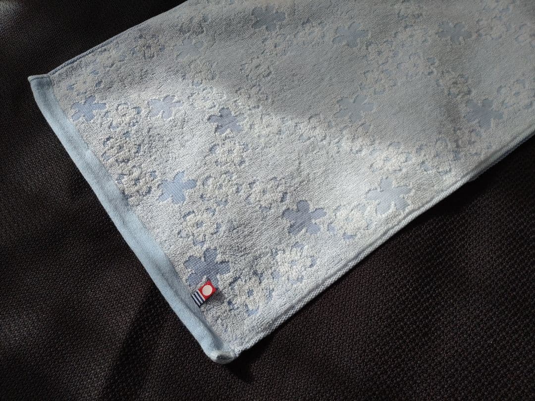 ぼくちゃん　フェイスタオル　舞い桜（空）16枚　ラ・マリエ（グリーン）6枚