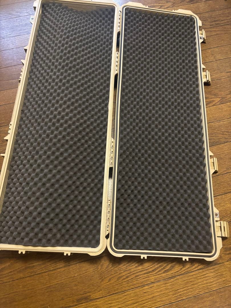 ペリカンケース　1720 タンカラー　M4 トレポン　pelican