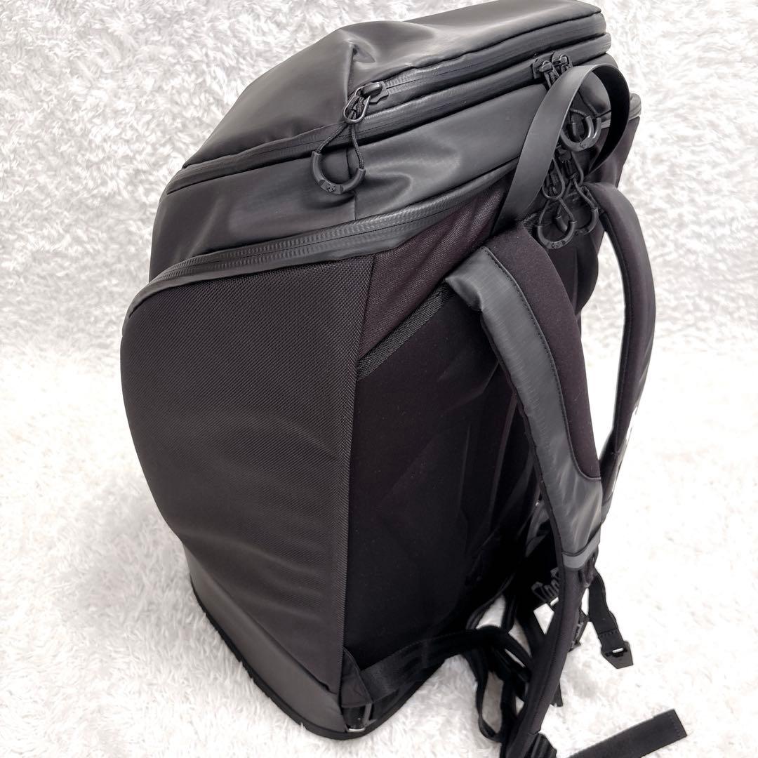 【未使用級】DESCENTE デサント スキー バックパック ブラック 大容量