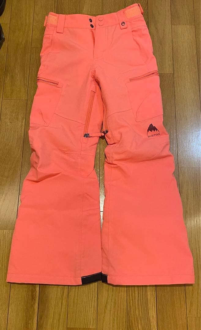 nico様　BURTON キッズウェア上下セット　130センチ