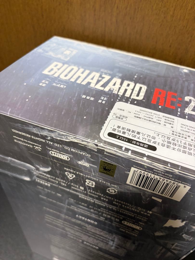 コレクティブルアクションフィギュア クレア・レッドフィールド バイオハザード