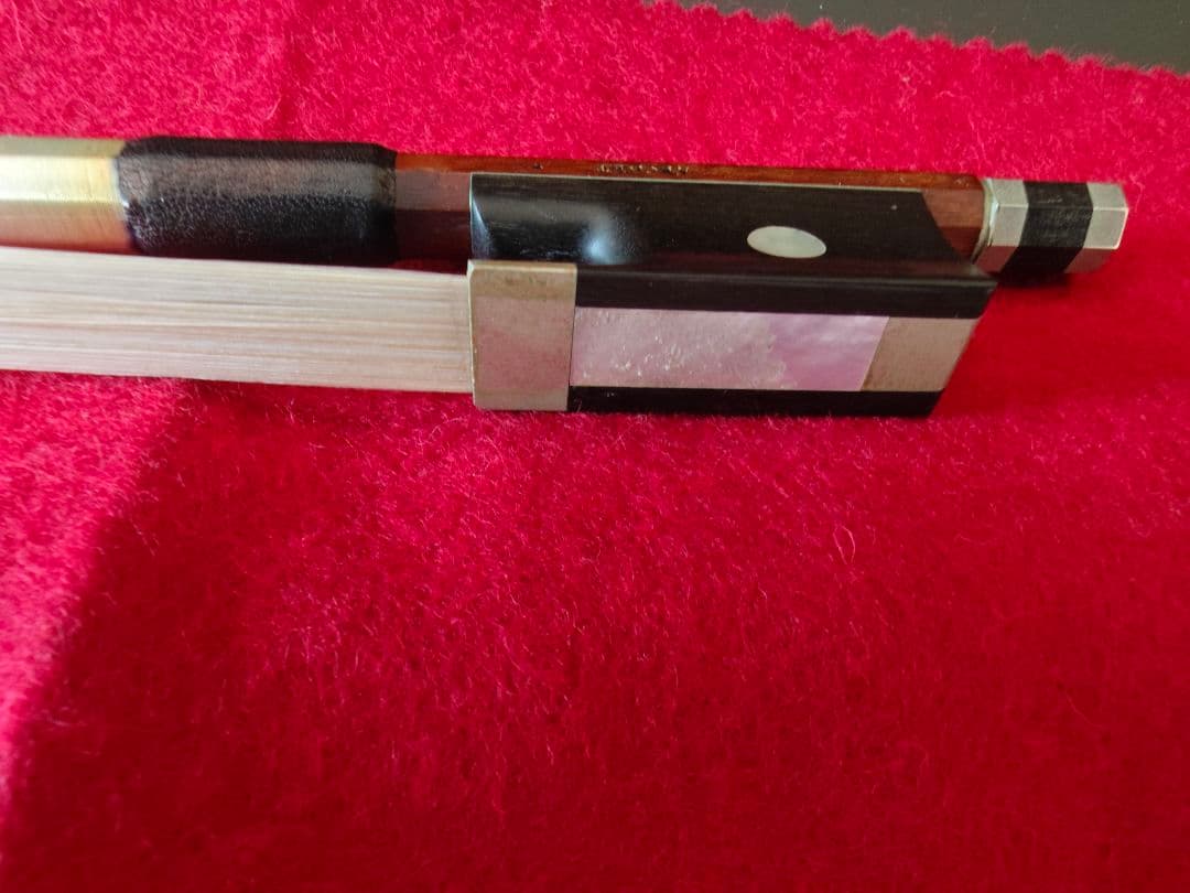 ARCHE バイオリン弓PE1003　4/4 定価¥99,000 ARCHET☆