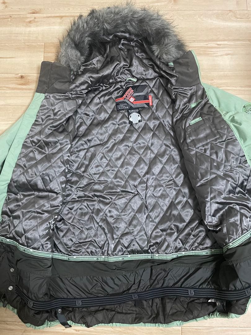 お値下げBURTON G スノーボード上下セットL