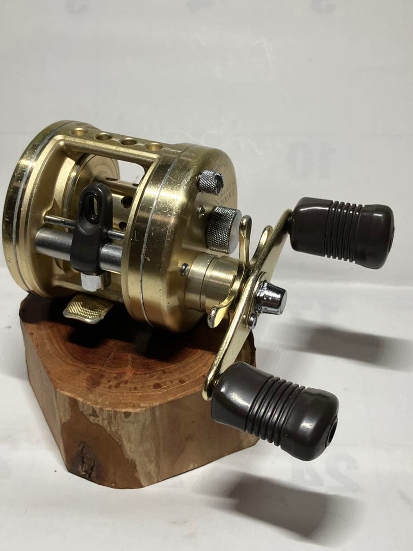 シマノカルカッタ201XTゴールド　左巻き巻き 1209-2