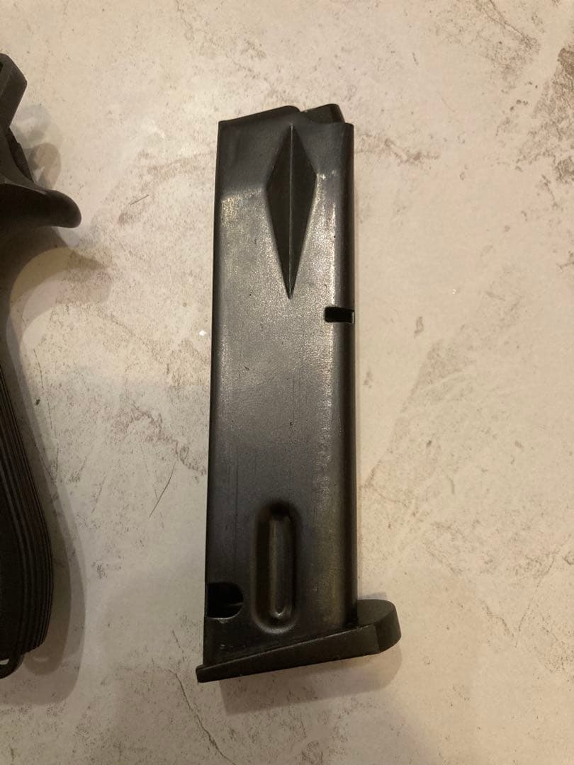 マルシン　モデルガン　MOD.92G BRIGADIER-C ジャンク品　1個