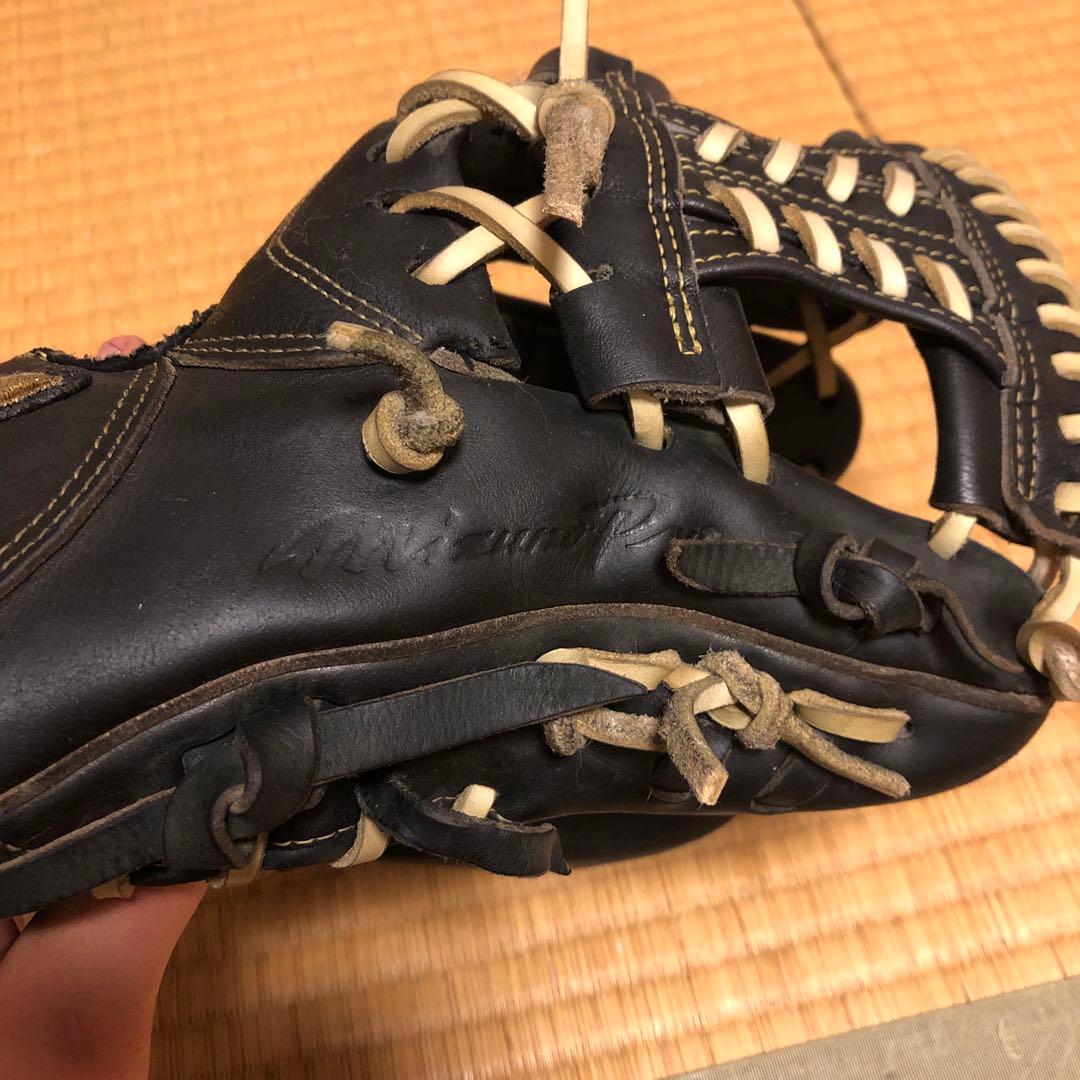 り*う様 ミズノプロ硬式内野手用グローブ　紐交換済み