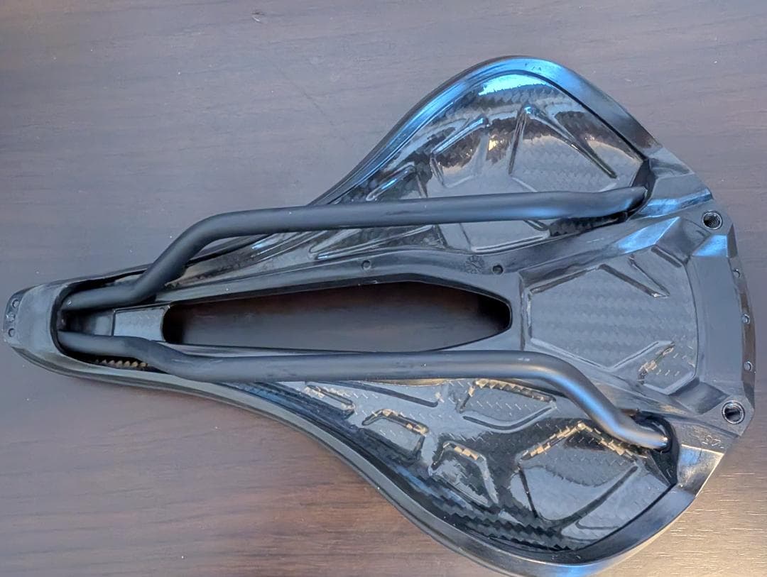 Specialized パワーサドル 143mm