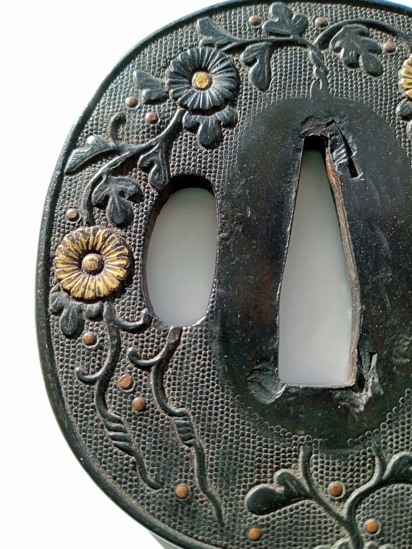 鐔(鍔)　古金工　桃山〜江戸初期