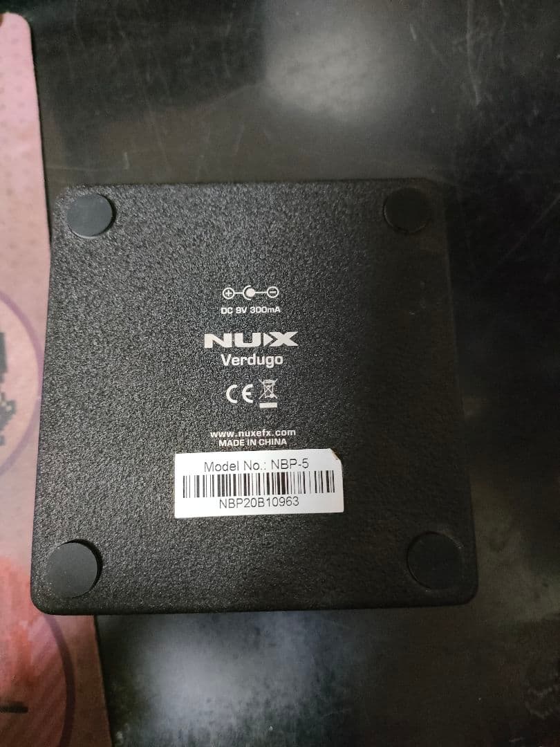 ベース NUX Melvin Lee Davis BASS Preamp + DI