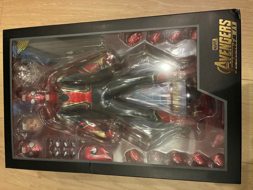 marvel Hot Toys ホットトイズ　アイアンスパイダー