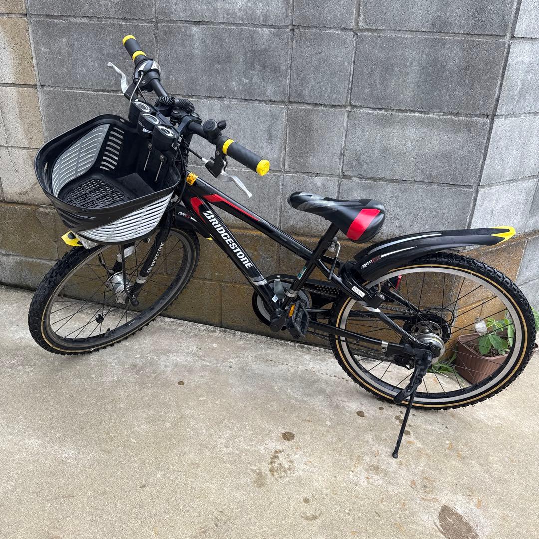 ブリヂストン ジュニアスポーツ 自転車 22インチ　スピードメーター付き
