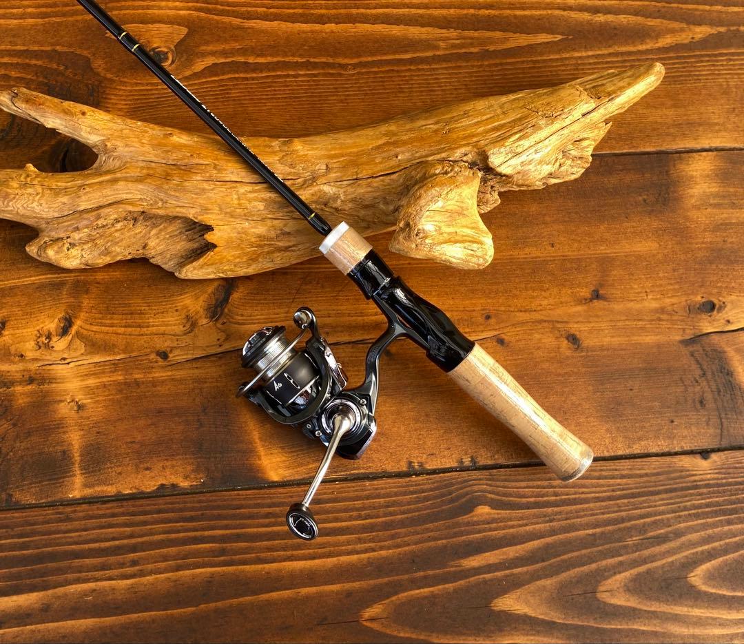 釣り竿セット　トラウトロッド　パックロッド　スピニングリール　長さ調節できる竿