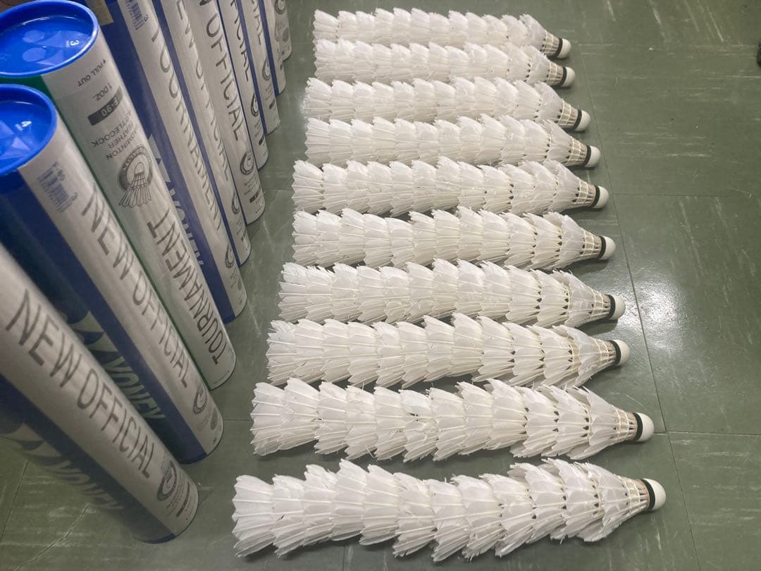 【美品】ニューオフィシャル　リペア済み　基礎打ち・ノック用シャトル120個