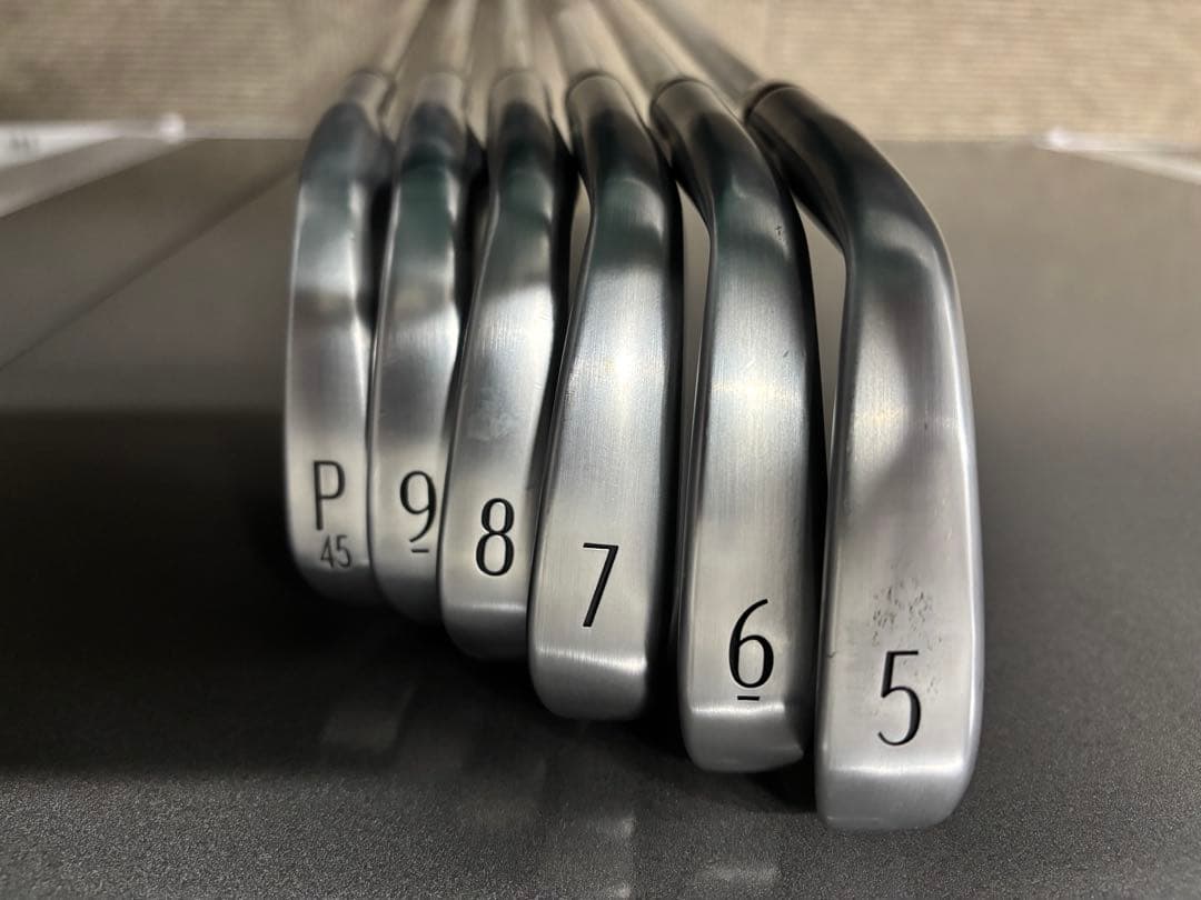 タイトリストT100アイアンセット2025モデル　5-P