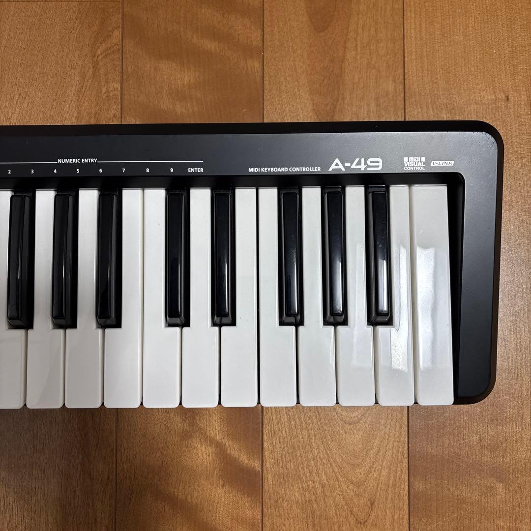 MIDIキーボードコントローラー A-49