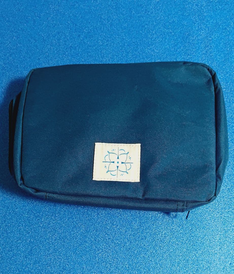 ま ホロライブ Blue Journeyトラベルポーチ＋オリジナルリュック