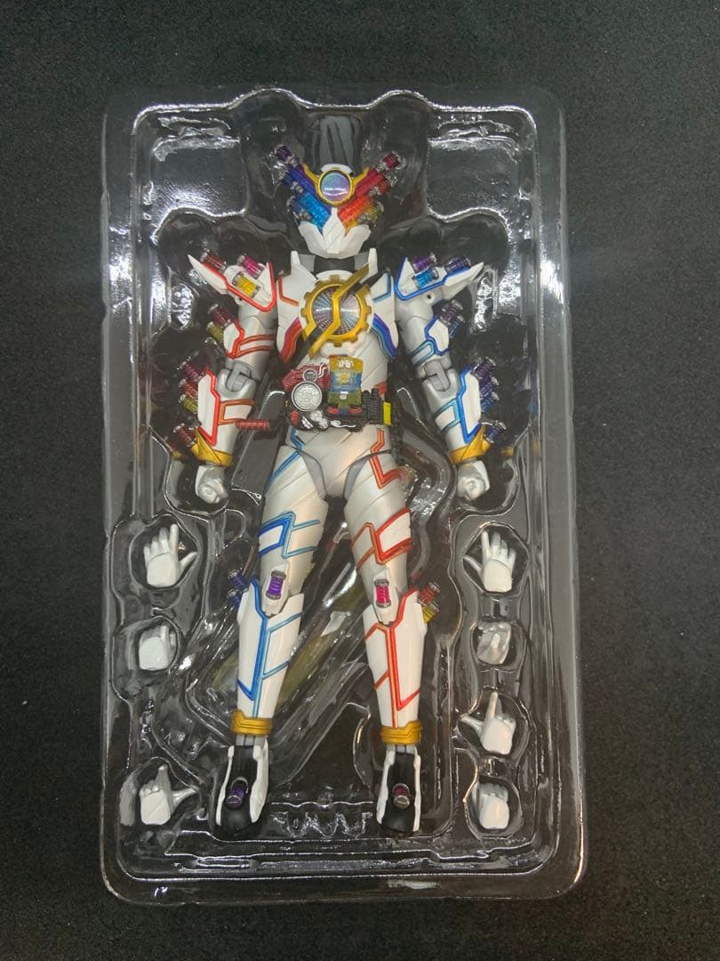 s.h.フィギュアーツ仮面ライダービルドジーニアスフォーム