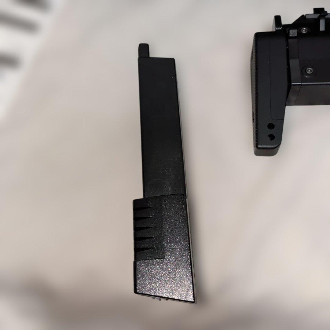 クラウンモデル CP7 10禁電動ガン ブローバック機能付き mp7