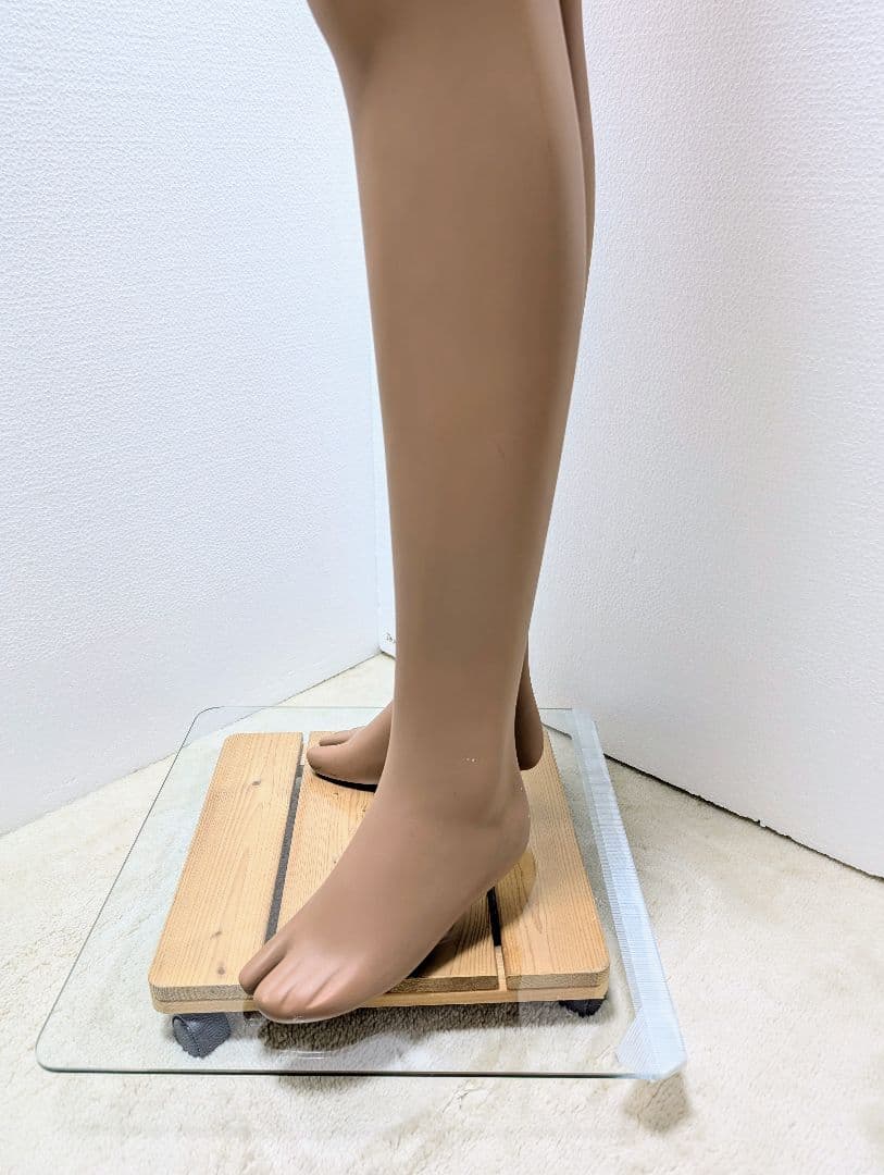 マネキン　ボディ　トルソー　下半身　店舗用品