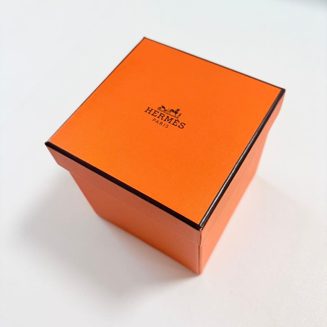 美品　エルメス シェーヌダンクル ブレスレットケース　空箱　レザー調