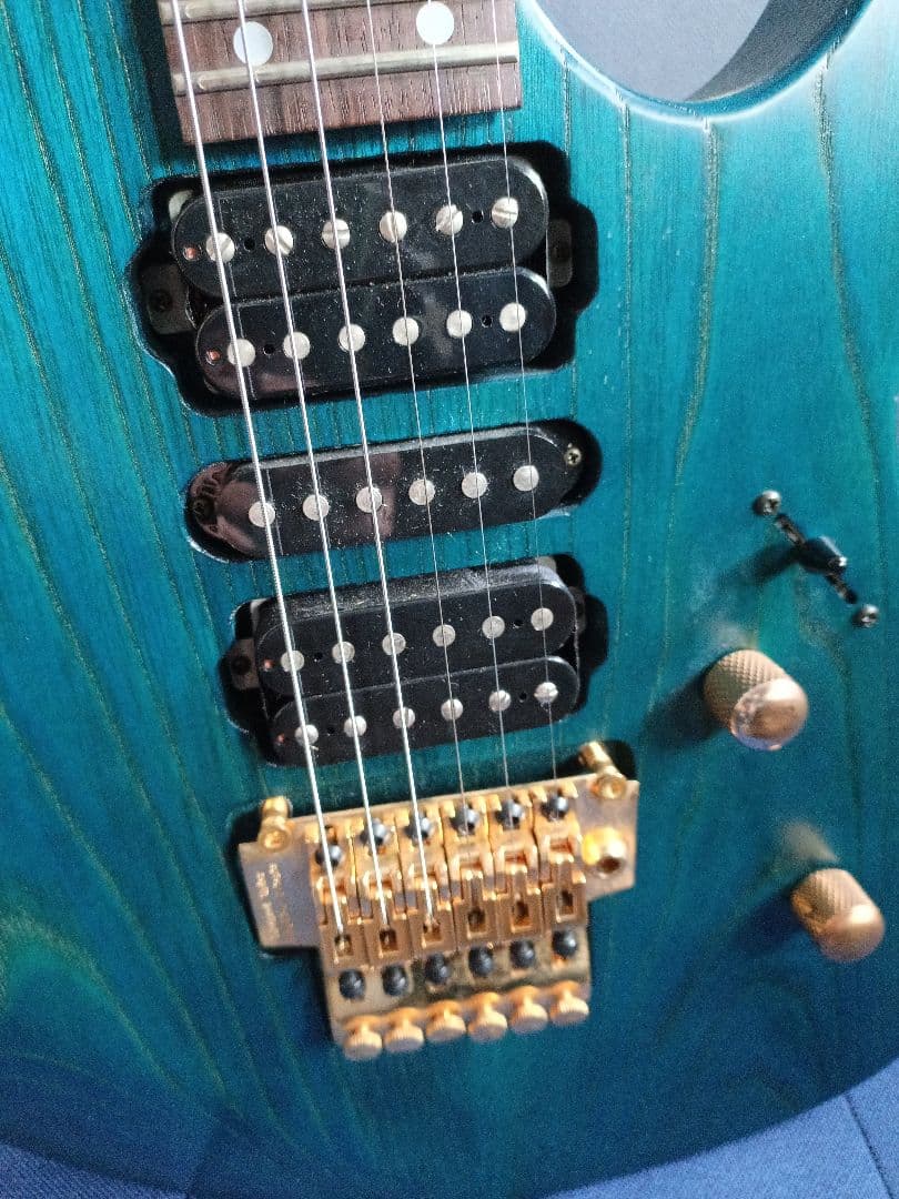 Chatting Bird CAD-630 エレキギター 青緑