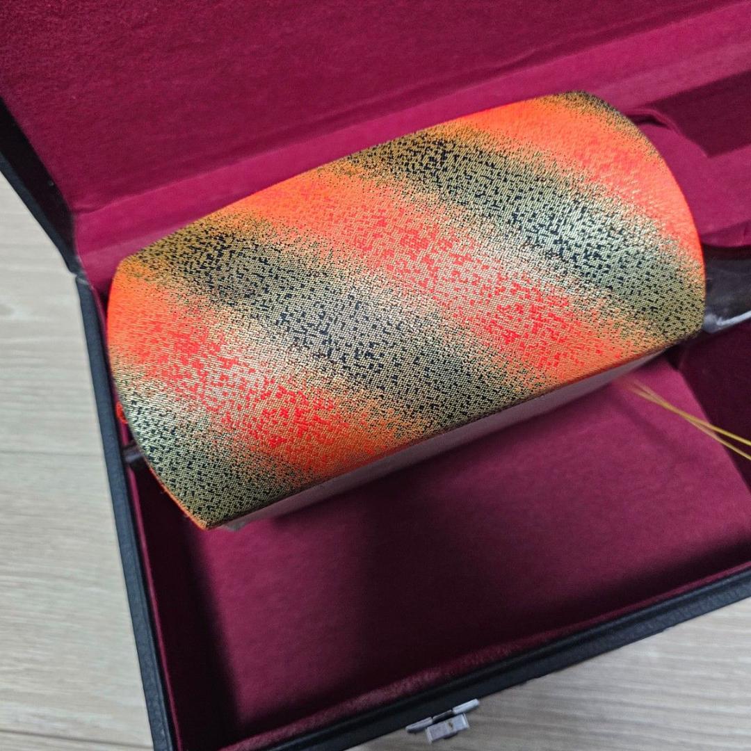 三味線 中棹 犬皮 紫檀 丸打胴 東サワリ 金細 ハードケース付