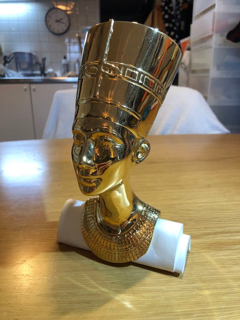 ネフェルティティ　無垢金属製　頭像　エジプト　数量限定　ゴールド