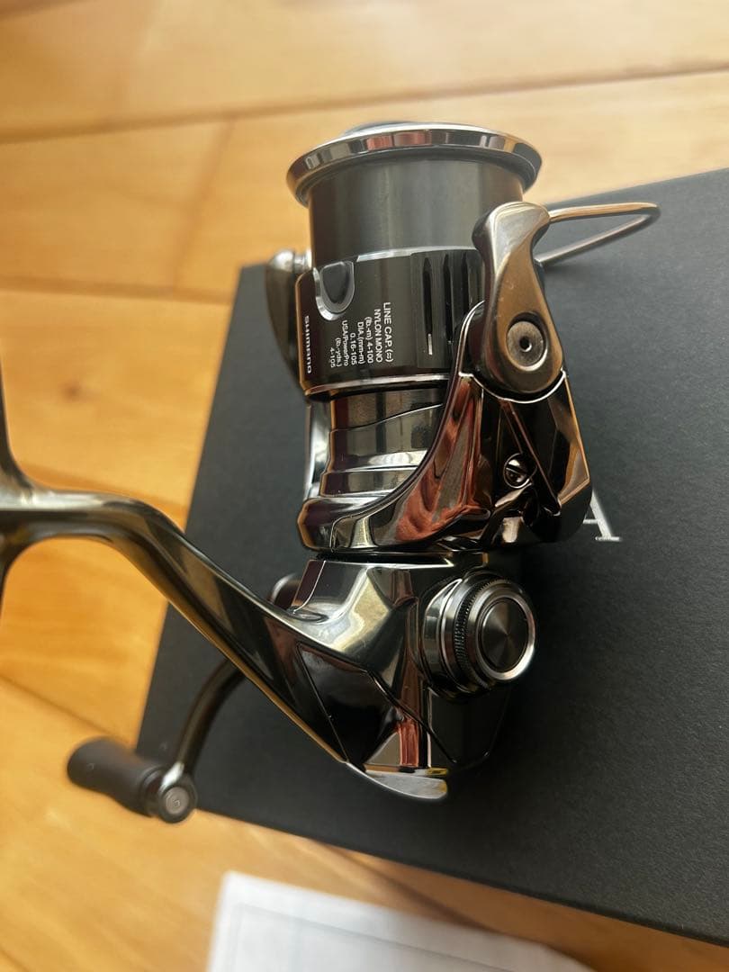 シマノ　美品　22ステラ　C2000S