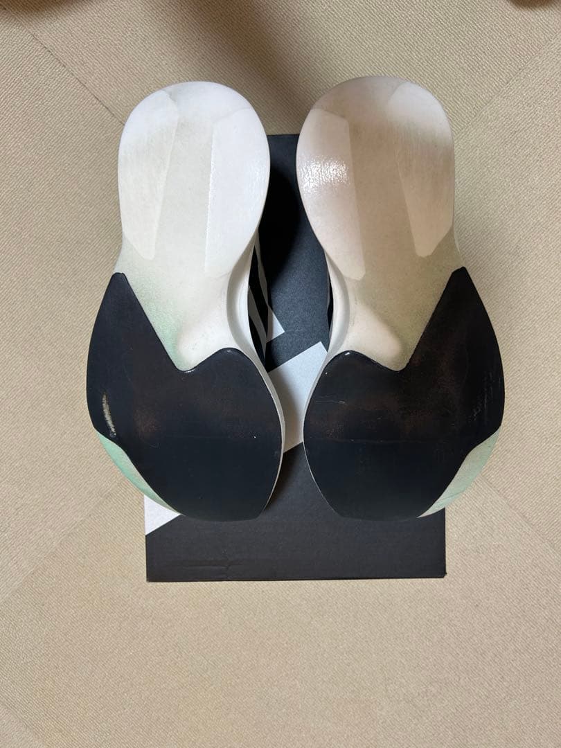 アディゼロ　アディオス　PRO EVO 1