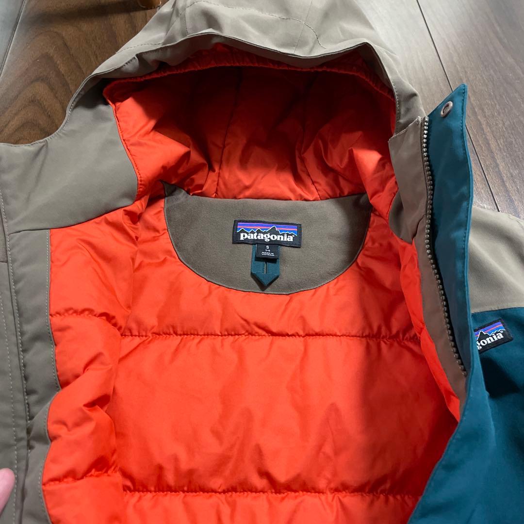 patagonia 子ども用フード付きジャケット　スノーウェア
